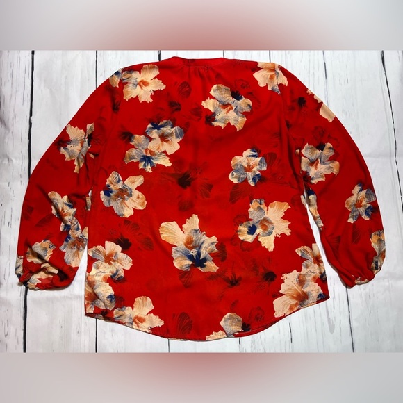 2/$20 Sale Rachel Zoe Floral Blouse - Picture 3 of 3